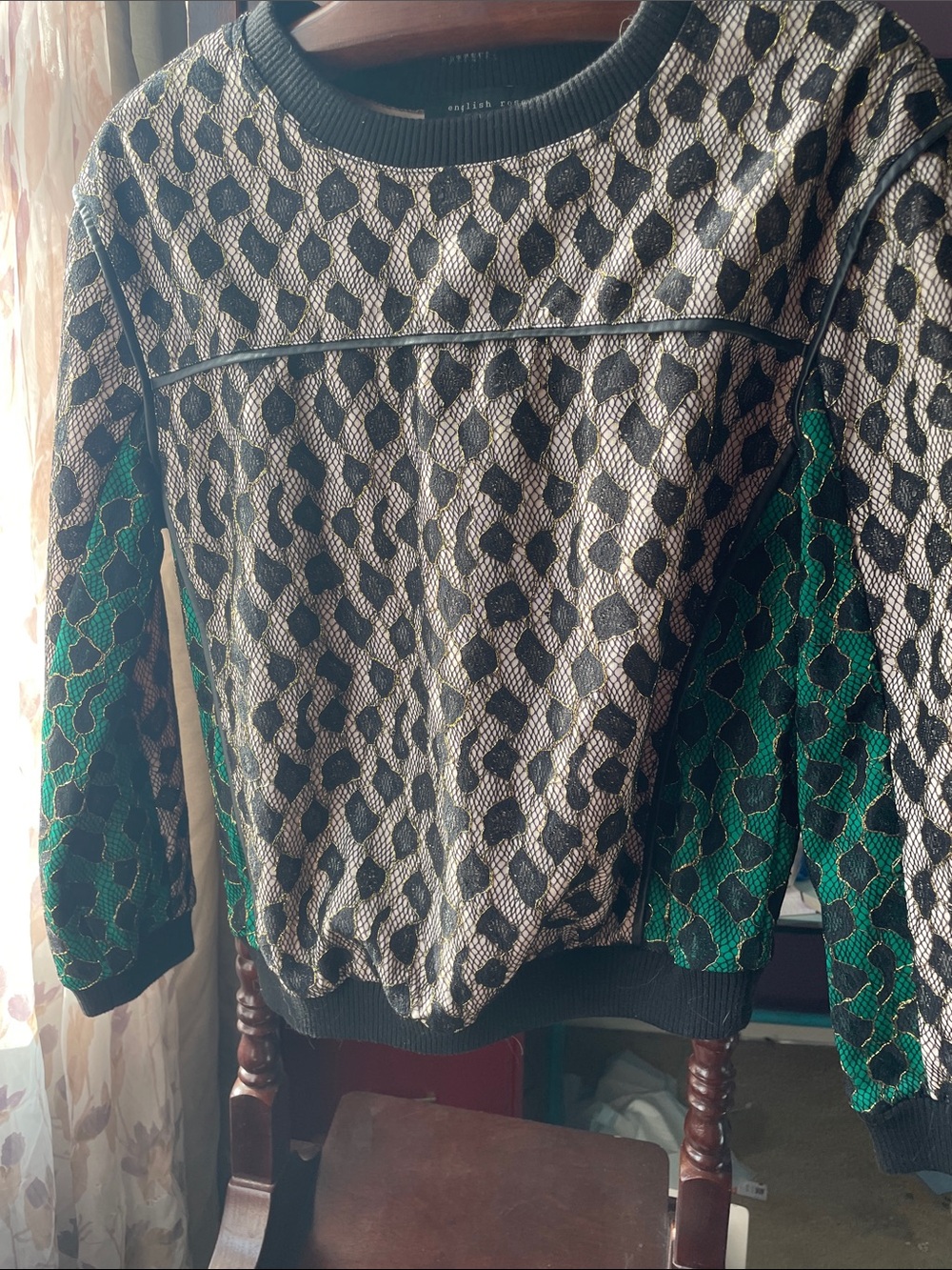 ENGLISH ROSE LACE SWEATER - Picture 14 of 17